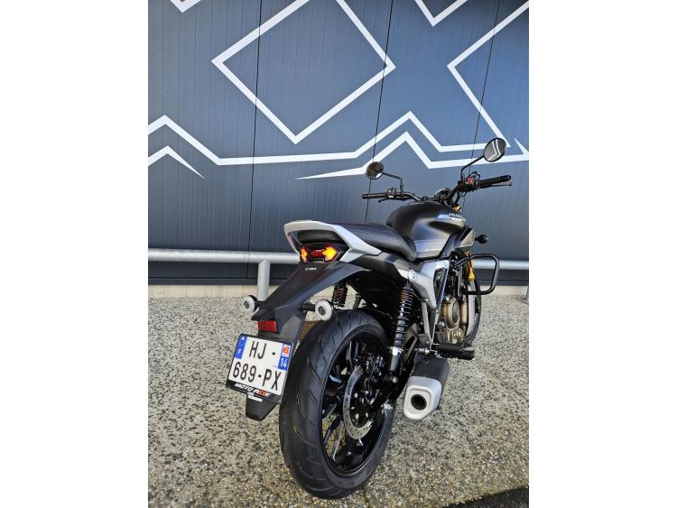 HERO 440 HUNK Dispo Noir ou Bleu 