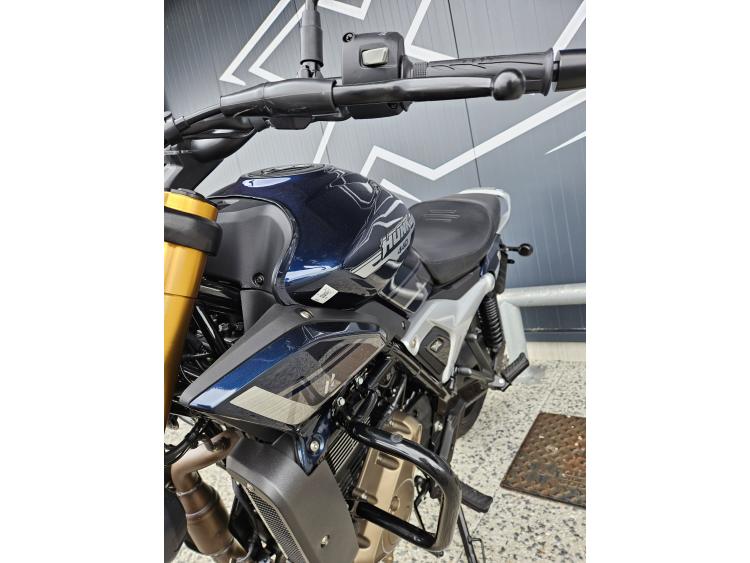 HERO 440 HUNK Noir 