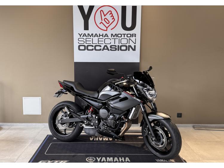 YAMAHA XJ6-N