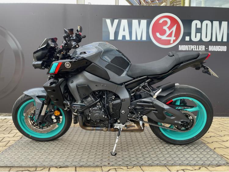 YAMAHA MT-10 2025