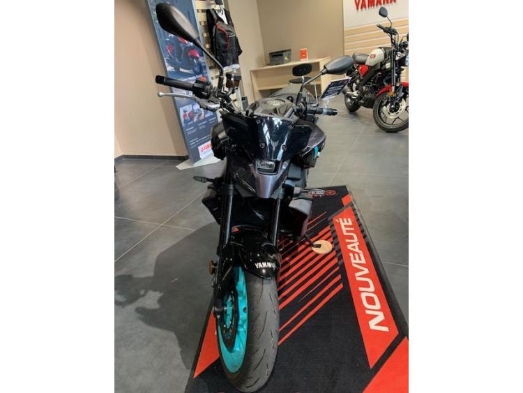YAMAHA MT-09  Y-AMT