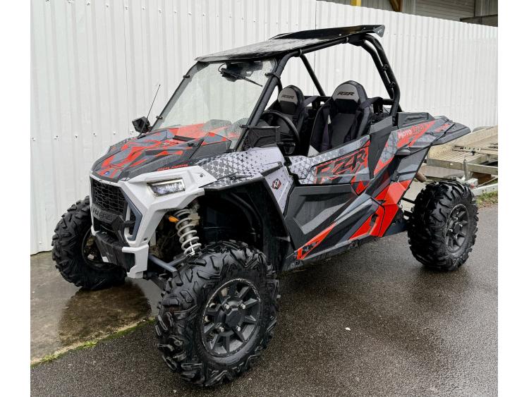 POLARIS RZR XP 1000