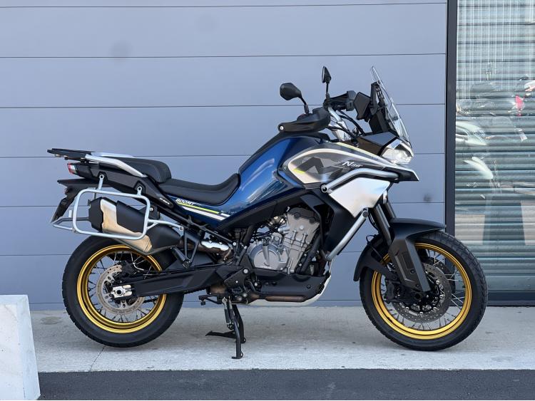 CF MOTO MT 800