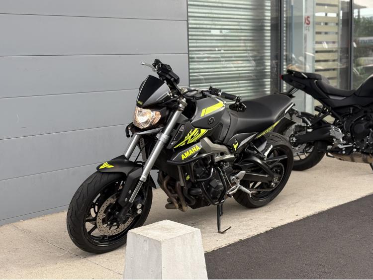 YAMAHA MT-09 ABS