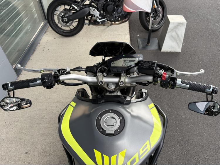 YAMAHA MT-09 ABS
