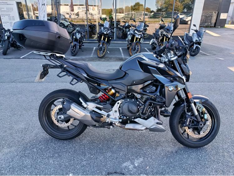 BMW F 900 R