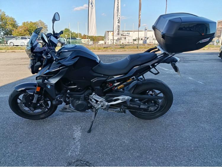 BMW F 900 R