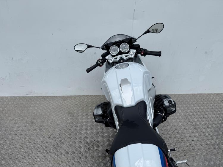 BMW R 12 NineT Racer 