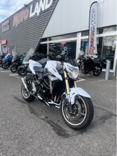 SUZUKI GSR 750 ABS
