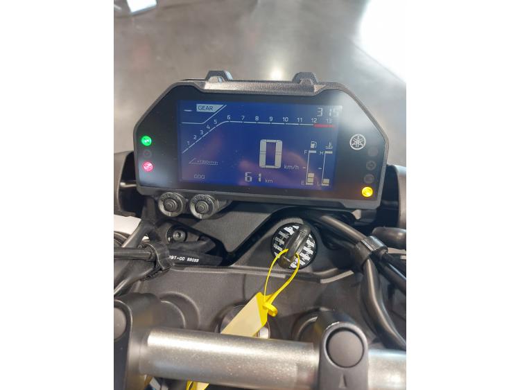 YAMAHA MT-03