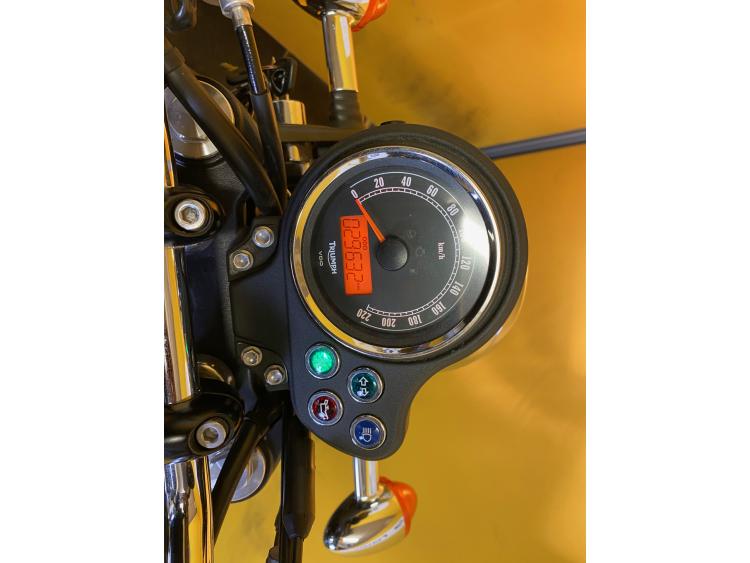 TRIUMPH BONNEVILLE 865 T100 / T100 / BONNEVILLE T100 / BONNEVILLE