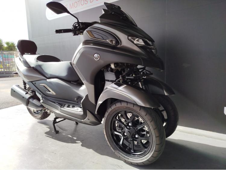 YAMAHA TRICITY 300 + ACCESSOIRES