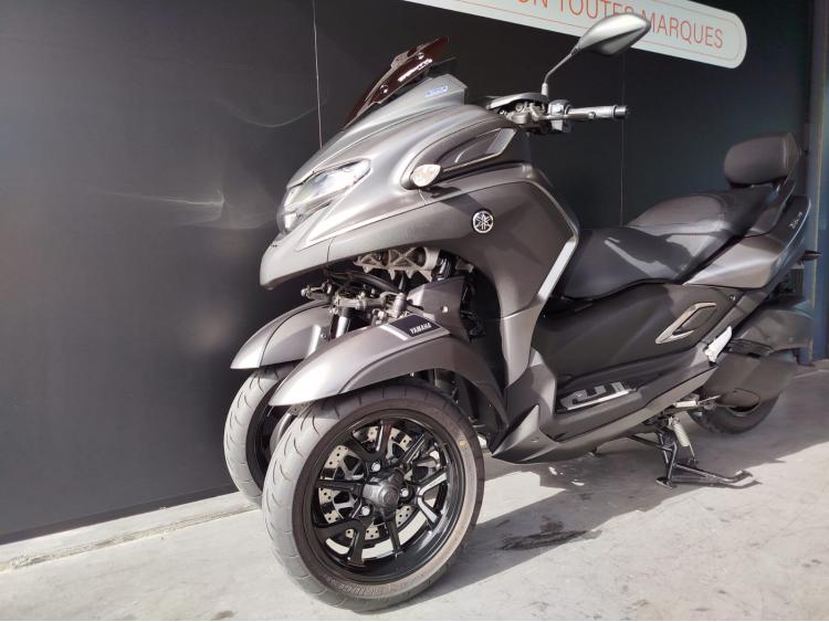 YAMAHA TRICITY 300 + ACCESSOIRES