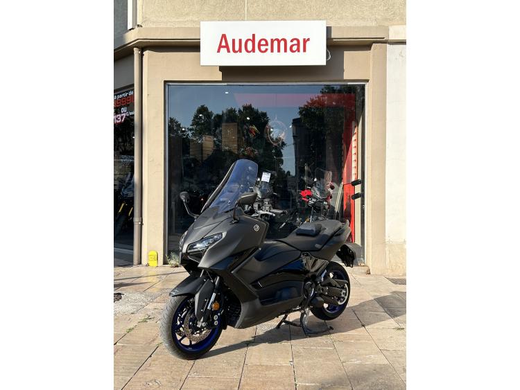 YAMAHA XP T-MAX 560