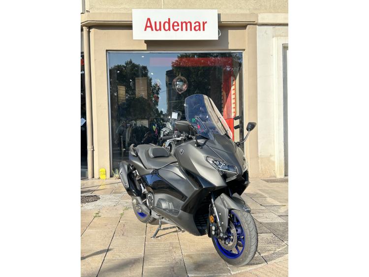 YAMAHA XP T-MAX 560