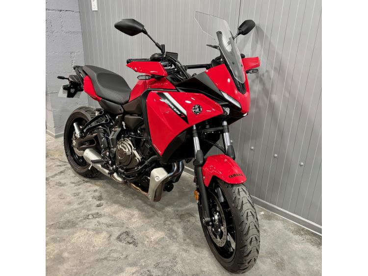 YAMAHA TRACER 7