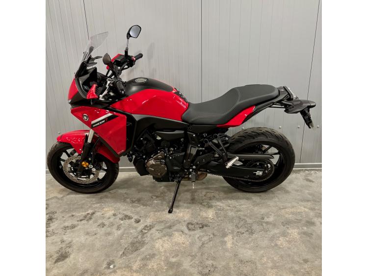 YAMAHA TRACER 7