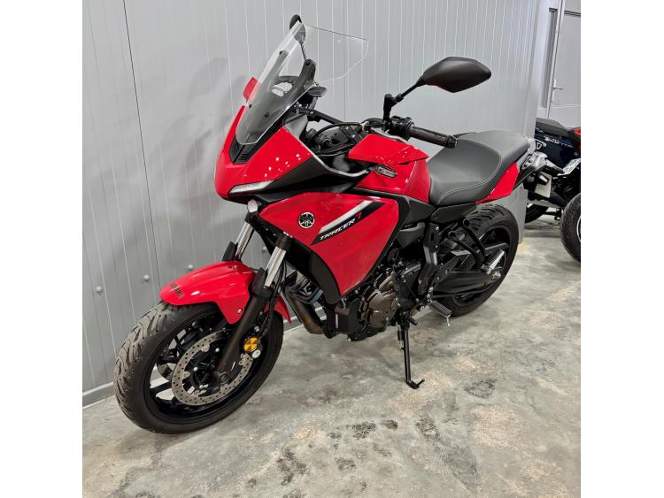 YAMAHA TRACER 7