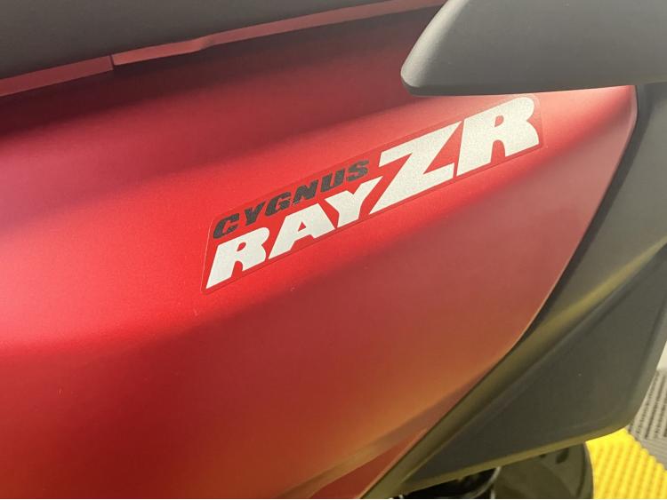 YAMAHA RayZR 125