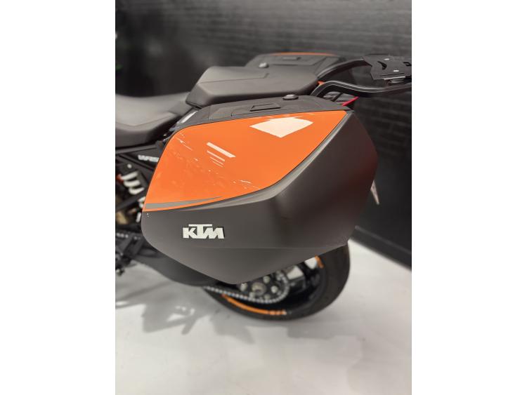 KTM 1290 SUPER DUKE GT