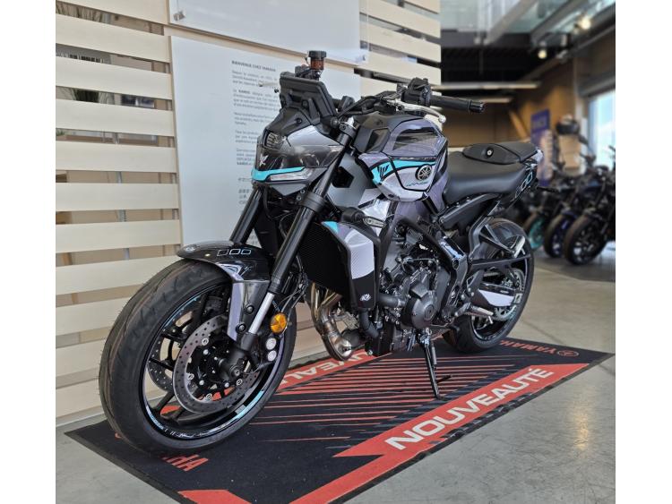 YAMAHA MT-09