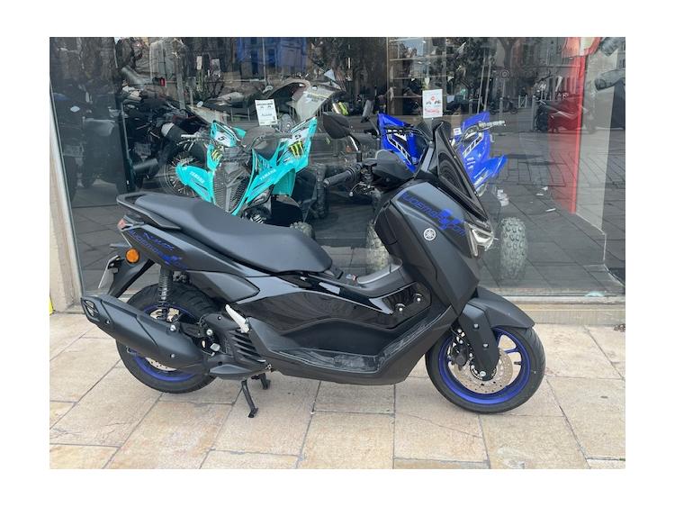 YAMAHA NMAX 125