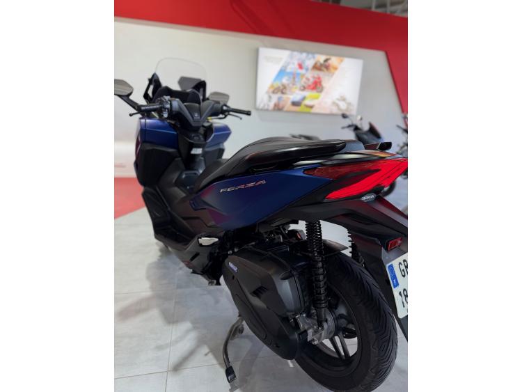 HONDA FORZA 125