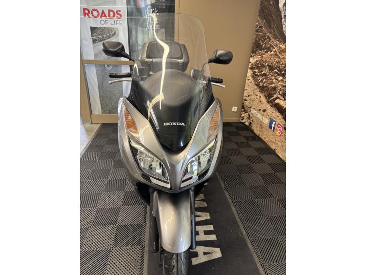 HONDA FORZA 300