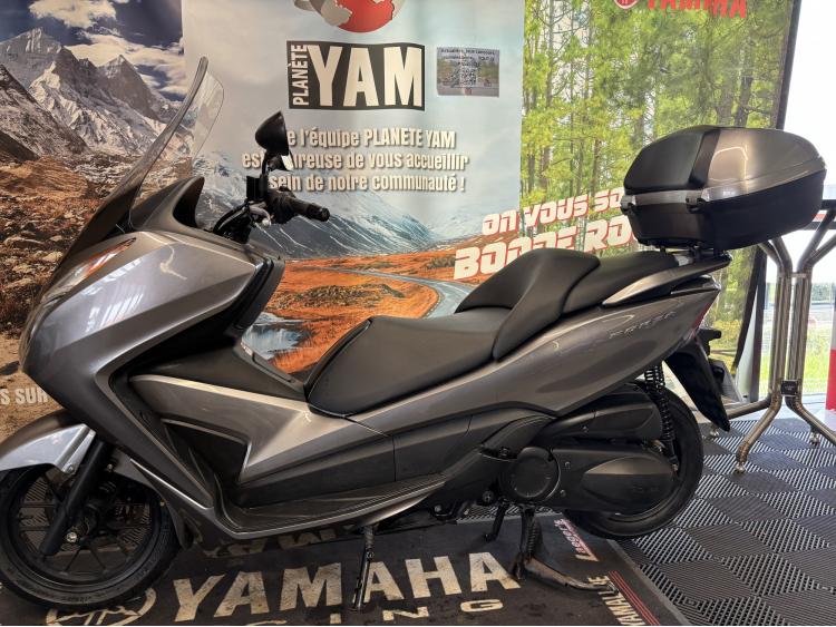 HONDA FORZA 300