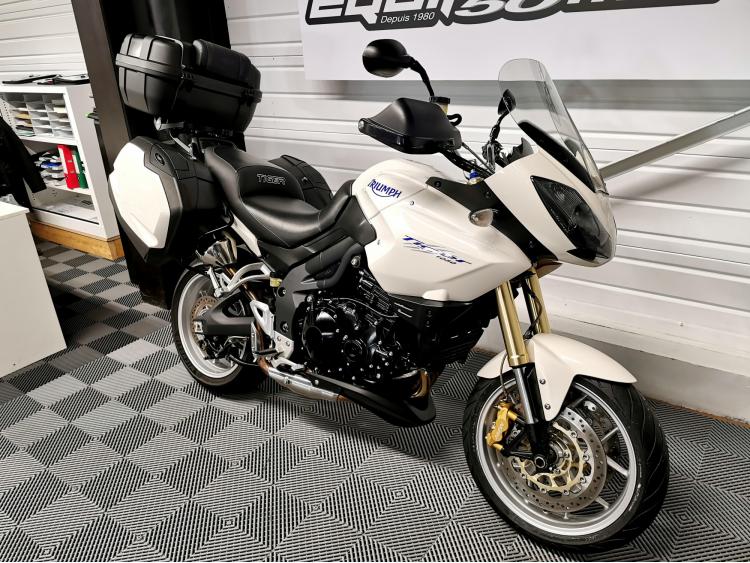 TRIUMPH TIGER 1050 ABS