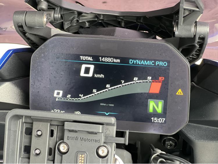 BMW F 900 XR