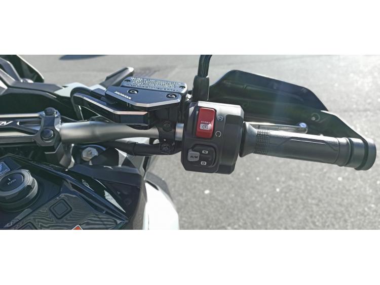 HONDA X-ADV 750