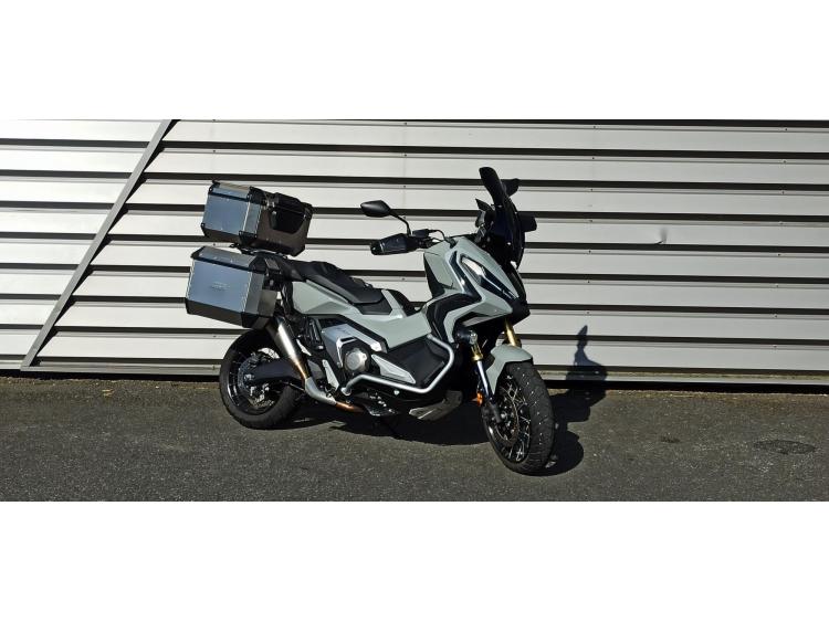 HONDA X-ADV 750