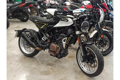 HUSQVARNA SVARTPILEN 401