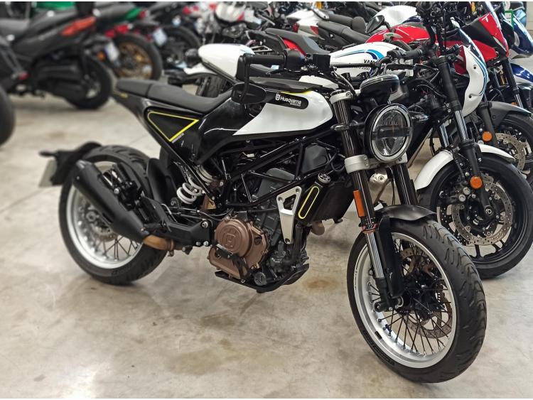 HUSQVARNA SVARTPILEN 401