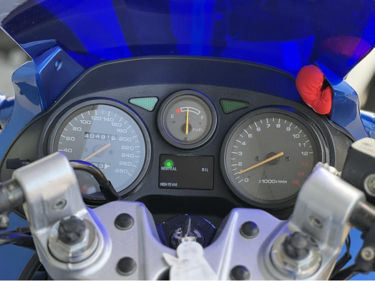 SUZUKI GSXF 750