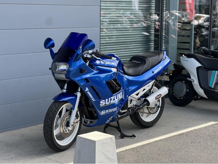 SUZUKI GSXF 750