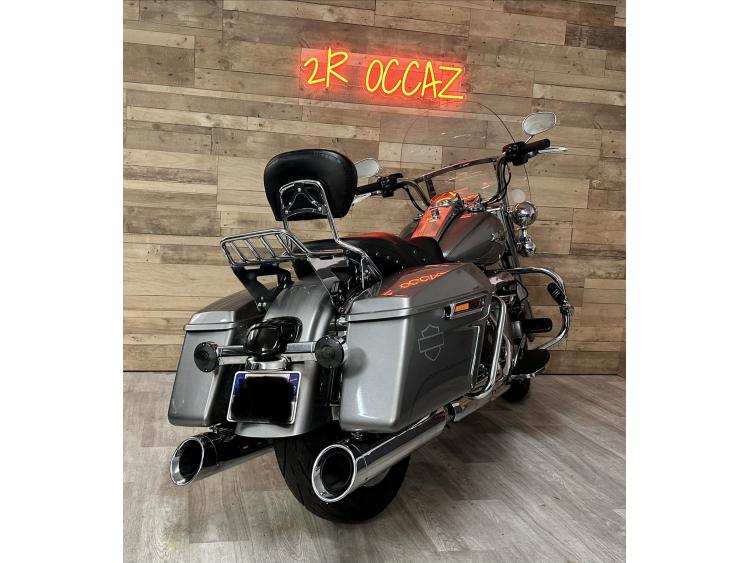 HARLEY-DAVIDSON  ROAD KING 1745