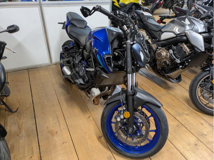 YAMAHA MT-07 (47.5CV)