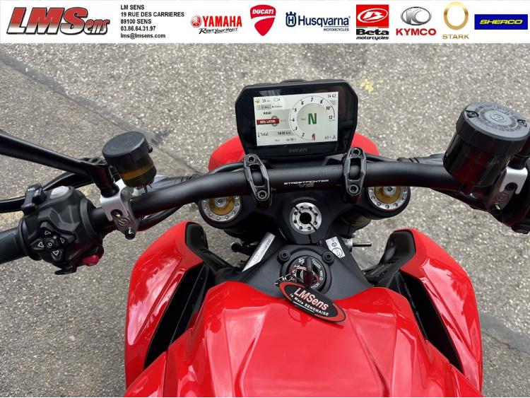 DUCATI STREETFIGHTER V2 S