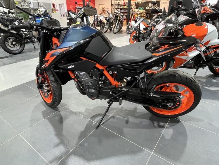 KTM 890 DUKE R