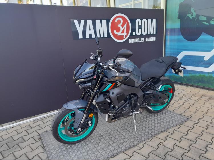 YAMAHA MT-10