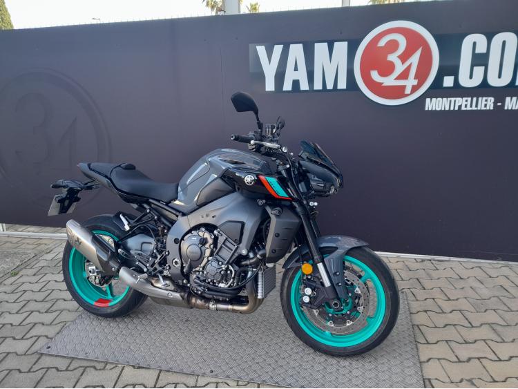 YAMAHA MT-10