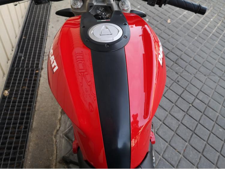 DUCATI 696 MONSTER A2