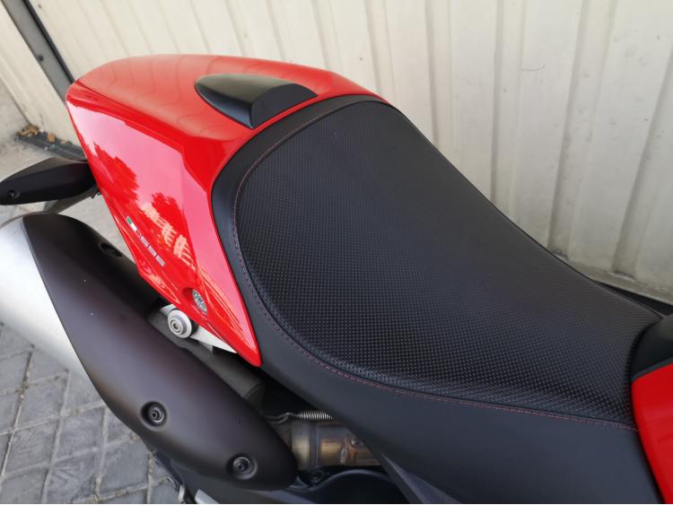 DUCATI 696 MONSTER A2