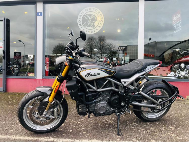 INDIAN FTR 1200 R CARBON