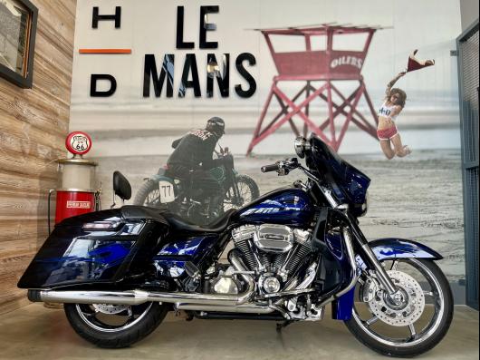 HARLEY-DAVIDSON TOURING STREET GLIDE 1800 CVO