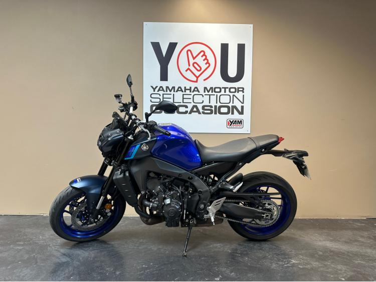 YAMAHA MT-09