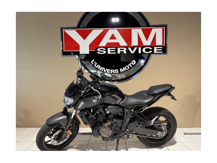 YAMAHA MT-07