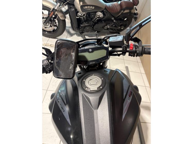 YAMAHA MT-07